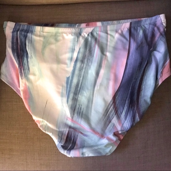NWT Women’s abstract ruched high-waist swimsuit comfortable stretch bottoms, 16W - Picture 2 of 12